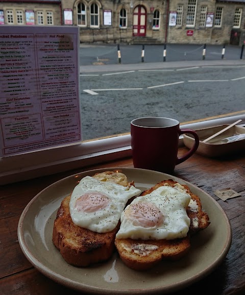 The Buffet Car Cafe