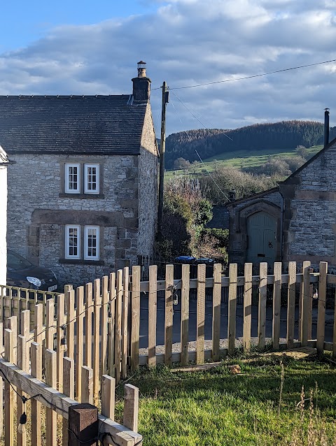 Photo of Farmyard Inn, Youlgrave - Youlgreave, Bakewell DE45 1UW, United Kingdom
