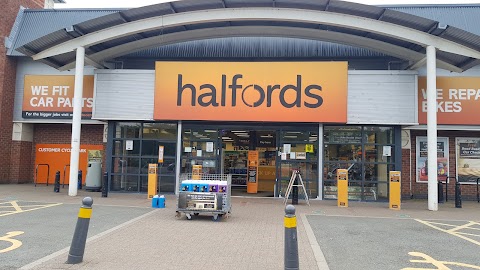 Halfords - Northampton