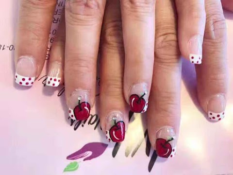 Ivy Nails