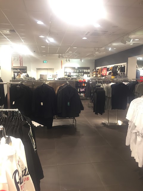 H&M