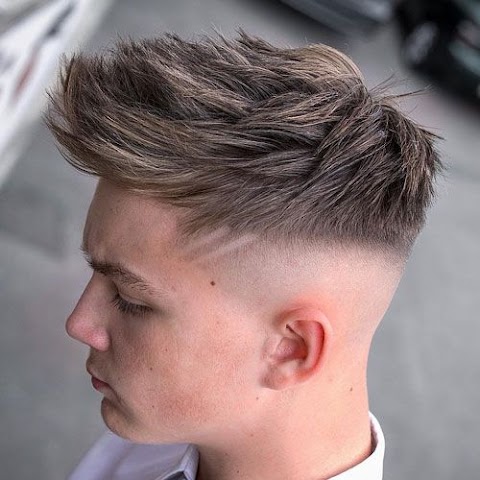 Top cuts barber