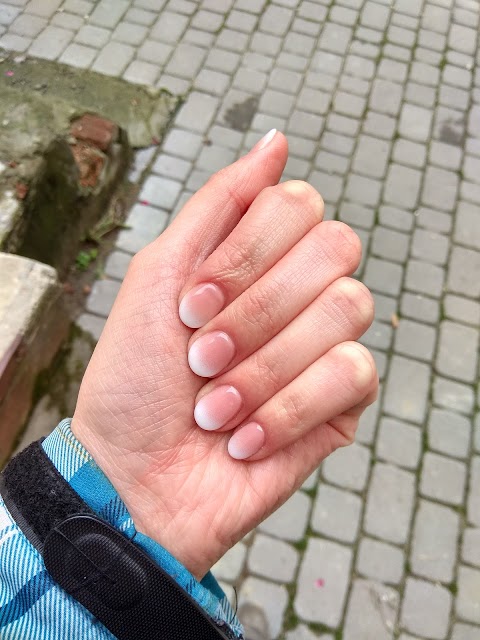 Манікюрна студія Nail Bloom