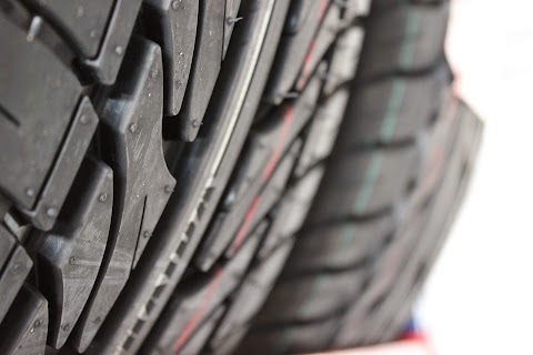 A1 Tyre Services