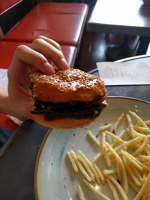 Gourmet Burger Kitchen (GBK)