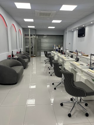 NAILS SALON DNV