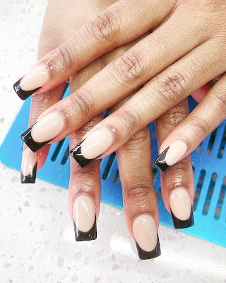 Sensational Nails Bow