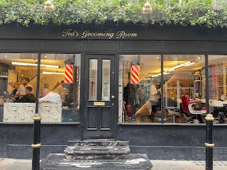 Ted's Grooming Room