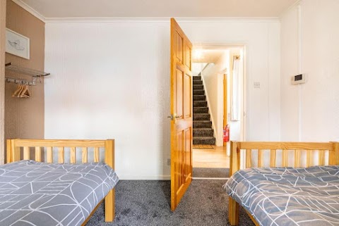 Contractor Accommodation M6 J10 - Comfort Lodge