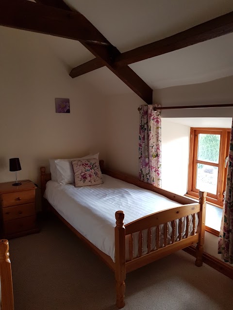 Cilhendre Fawr Farm Cottages