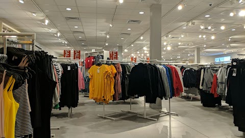 H&M