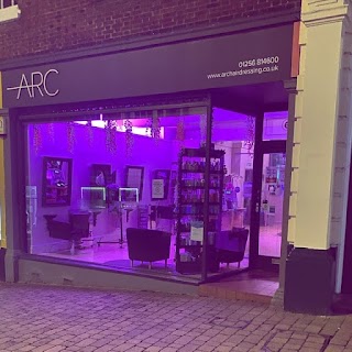 Arc hairdressing