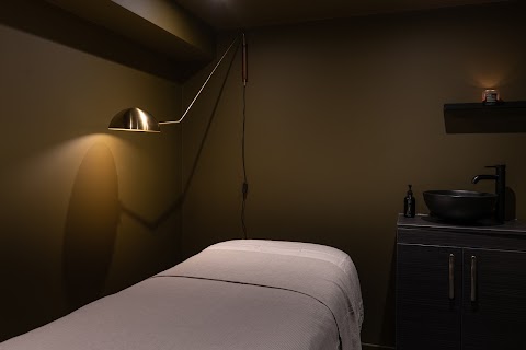 STILL London - Natural Nail Studio, Treatment Space and Infrared Sauna