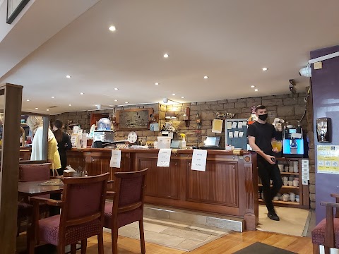 The Brock Inn Bar and Restaurant