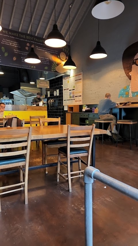 Umi Falafel - George's Street Arcade