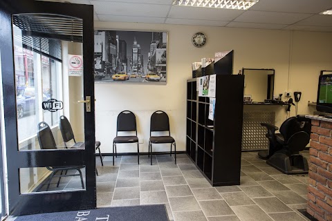 T & B Barbers