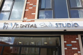 VDental Smile Studio