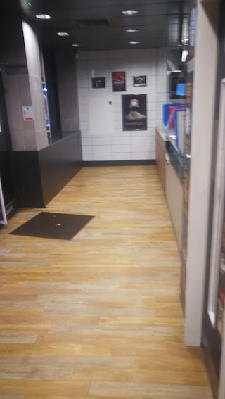 Domino's Pizza - London - South Tottenham