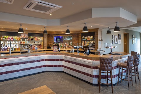 Premier Inn Milton Keynes (Willen Lake) hotel