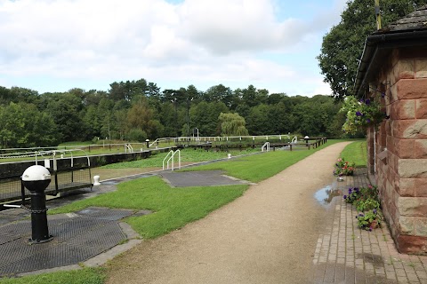 Vale Royal Locks