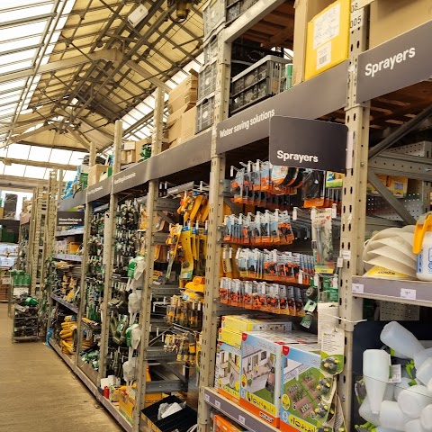 B&Q Croydon