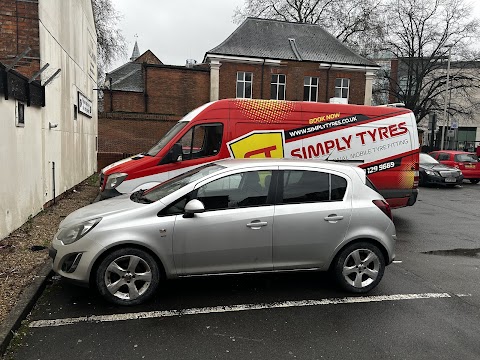 Simply Tyres | Mobile Tyre Fitting Leicestershire