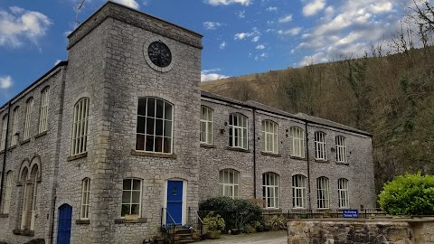 Six Litton Mill - Amazing Water-Mill Apartment