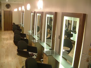 Woodfords hair and beauty salon