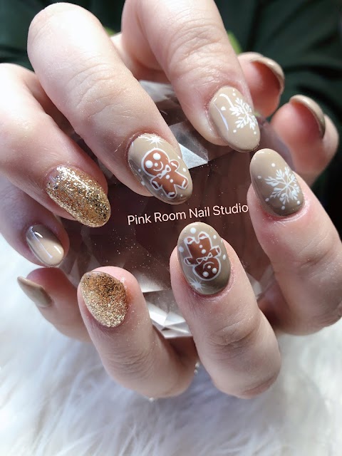 Pink Room Nails Studio