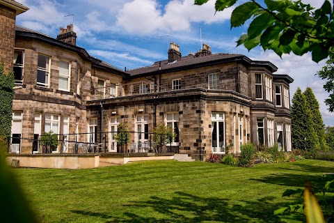 Halifax Hall Hotel