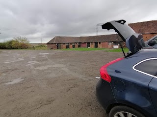 Dunton Hall Boarding Kennels