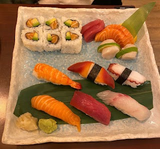 TAKENOYA SUSHI