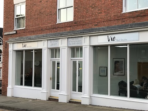 Vie hair and nail salon