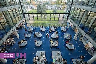 University of Hertfordshire - LRC