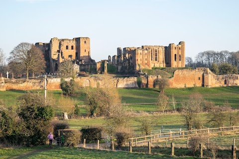 Kenilworth Castle and Elizabethan Garden