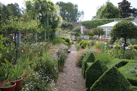 Inveresk Lodge Garden