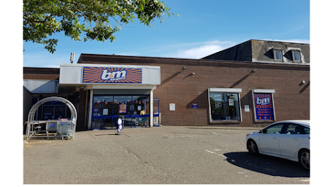 B&M Store