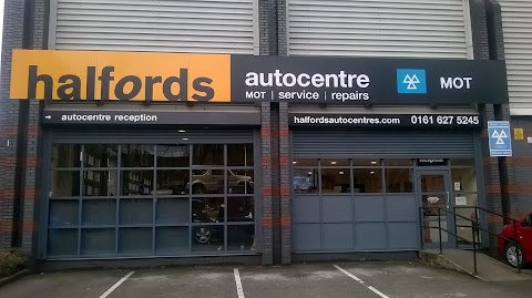 Halfords Autocentre Oldham