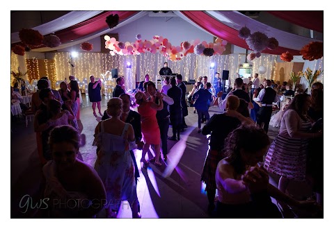 Ecosse Entertainments DJ's & Photo Booths