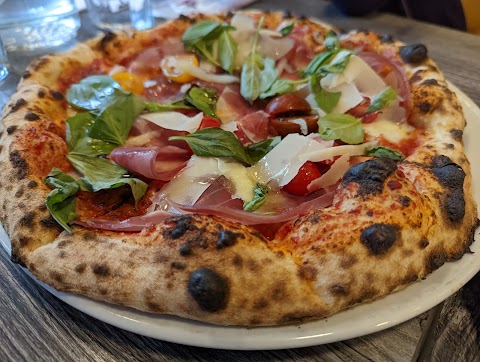 Double Zero Neapolitan Pizza