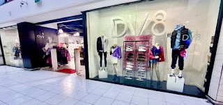 DV8