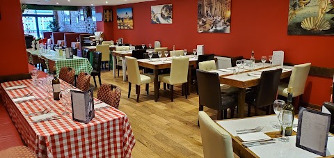 Uno's Trattoria Pizzeria