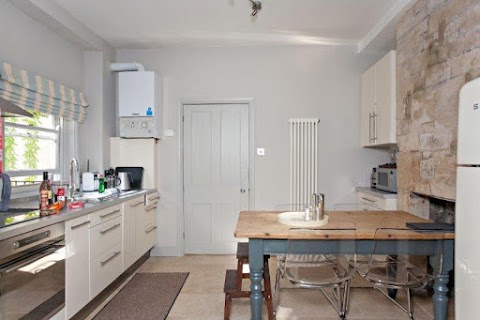 Bath Holiday Rentals - Russel Garden Apartment