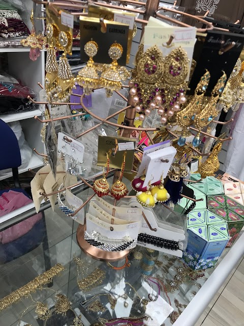 Mehek Boutique