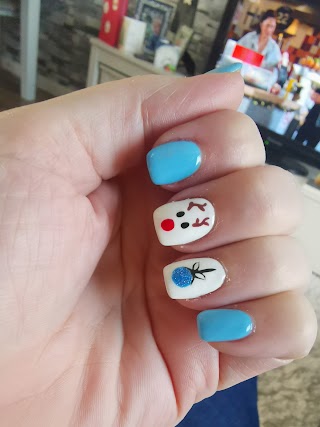 Hollywood Nails