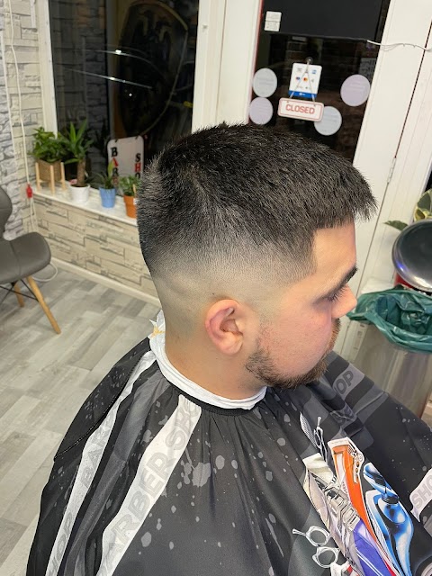 Fade n Blade (The barbers)