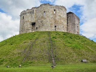 Descubre York, Tours en Español - Português