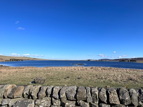 Harperrig Reservoir public car park