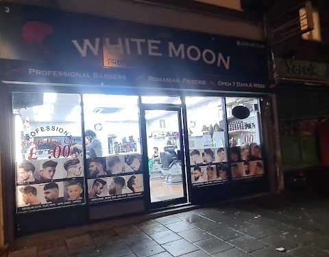 White Moon Hairdresser Salon