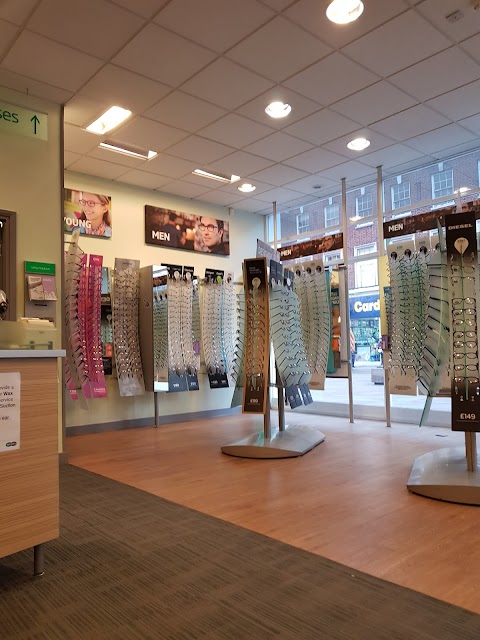 Specsavers Opticians and Audiologists - Hull